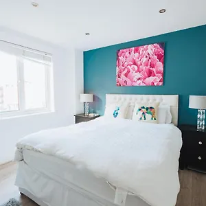  Appartement Beautiful Central Family For 6